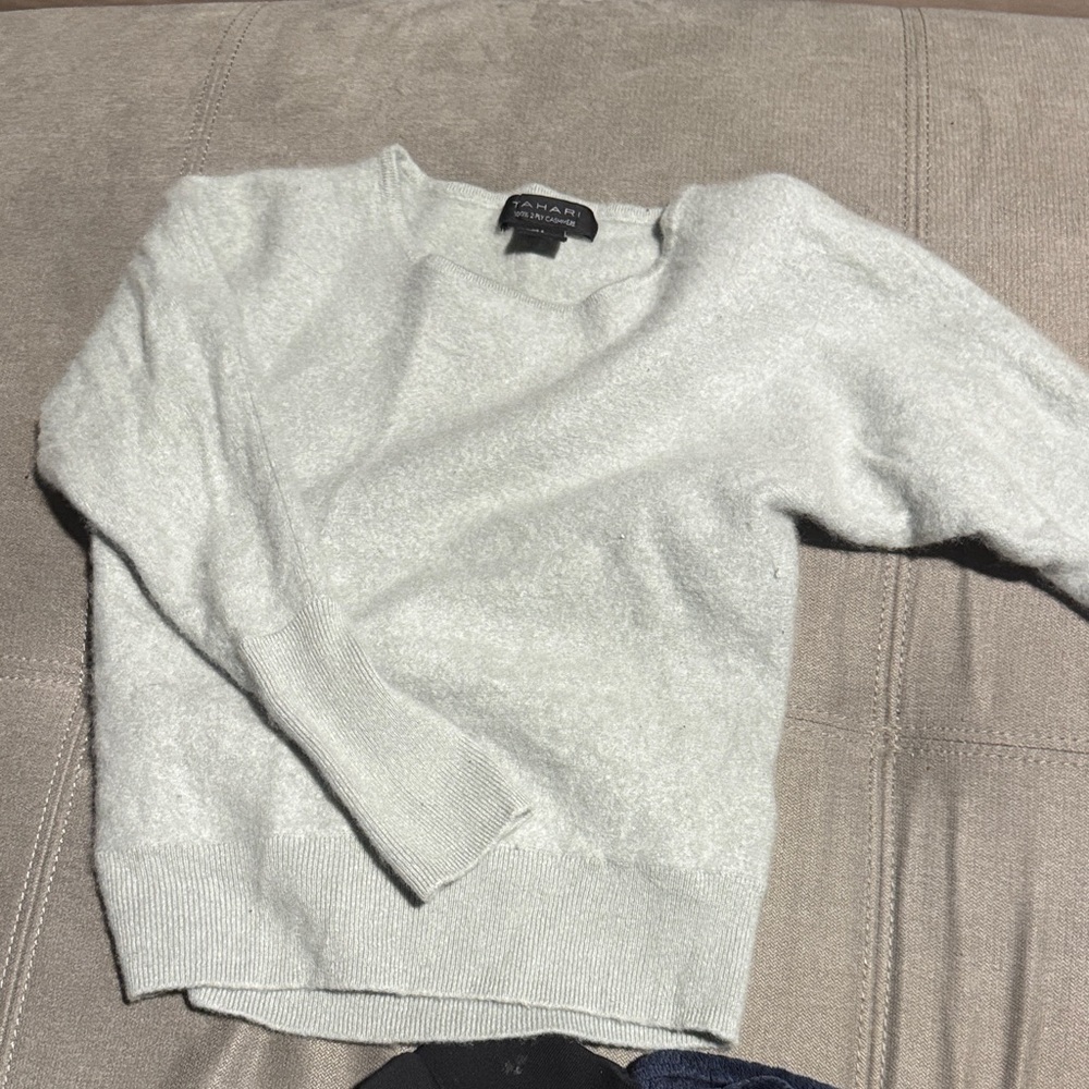 Tahari Cashmere Sweater